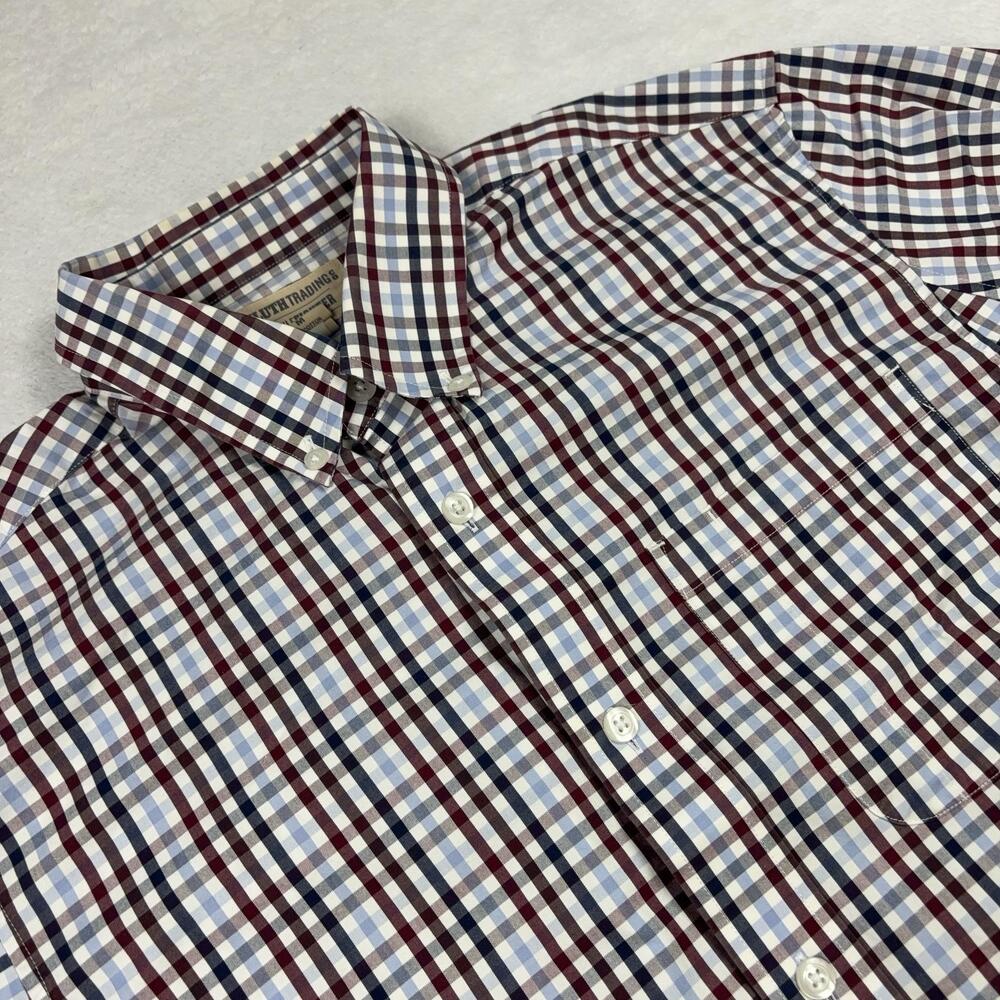 Duluth Trading Co Button Up Shirt Men M White Plaid Wrinkle Fighter Long Sleeve